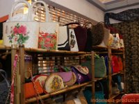 arina-rotan-flower-3