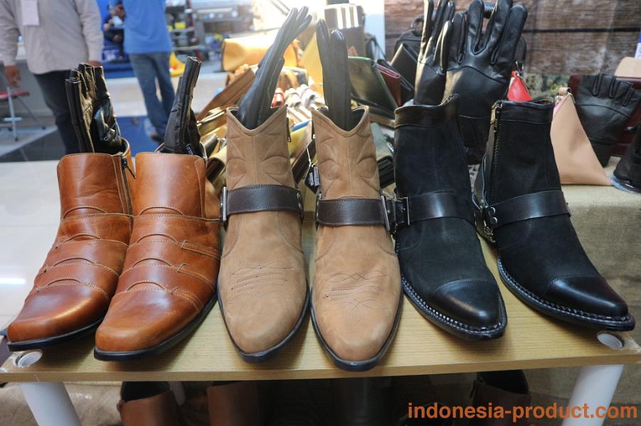 John-Anglo-unique-leather-boot