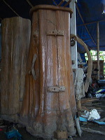 antique-furniture-03