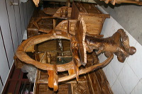 antique-furniture-20