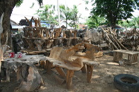 antique-furniture-92