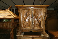 antique-furniture-99