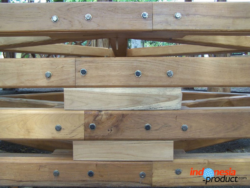 antique-furniture-07.jpg