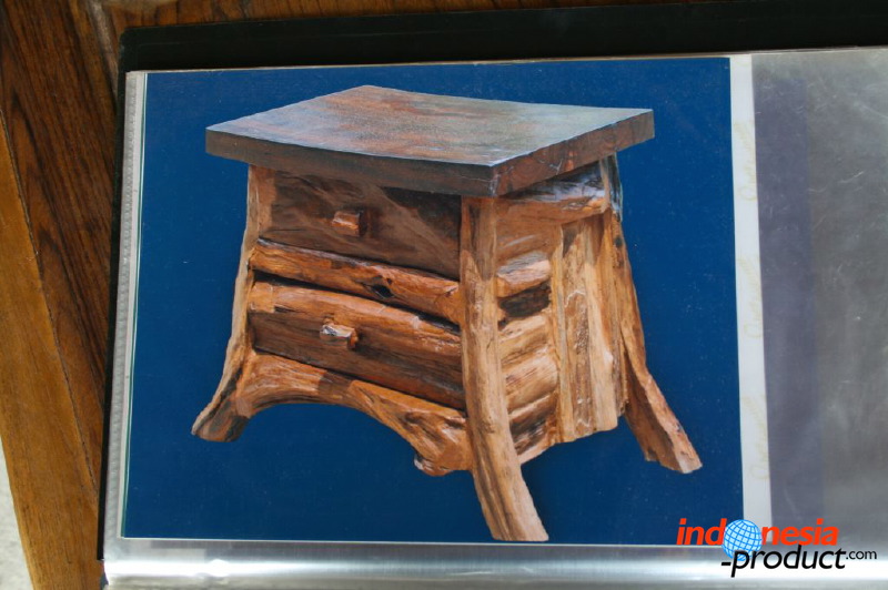 antique-furniture-08.jpg