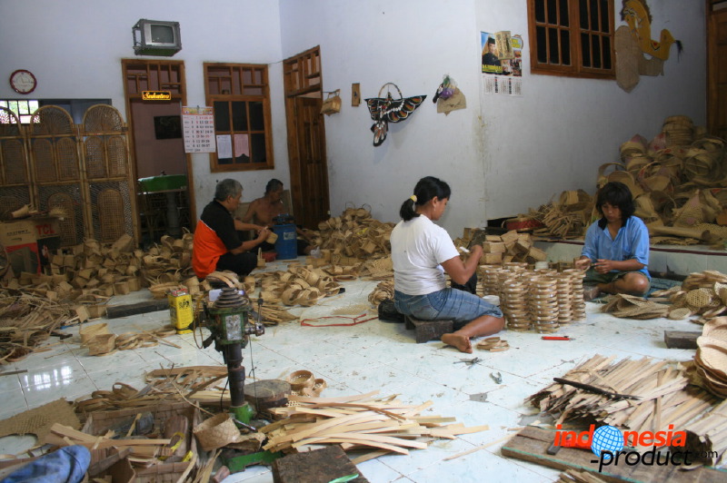 bamboo-handicraft-t_1f8b138.jpg