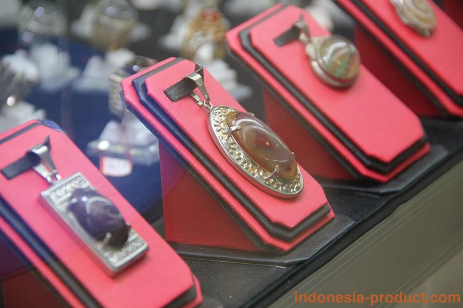aliya-gemstone-surabaya-4