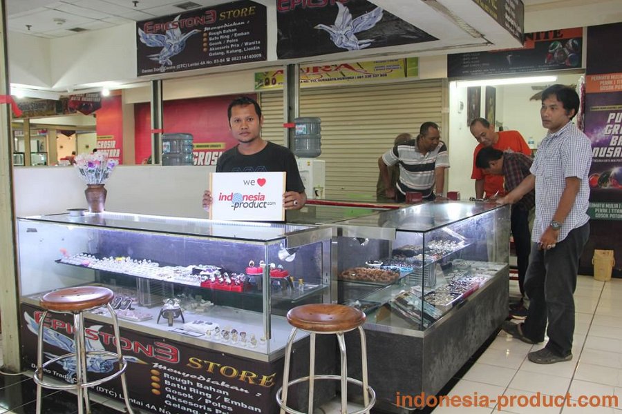 epicstone-store-surabaya-1