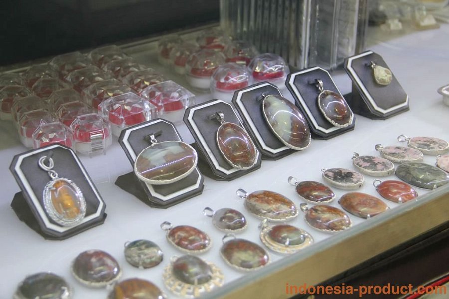 epicstone-store-surabaya-2