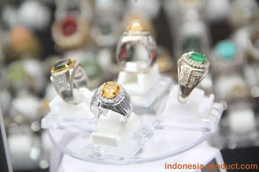 queen-gemstone-surabaya-2