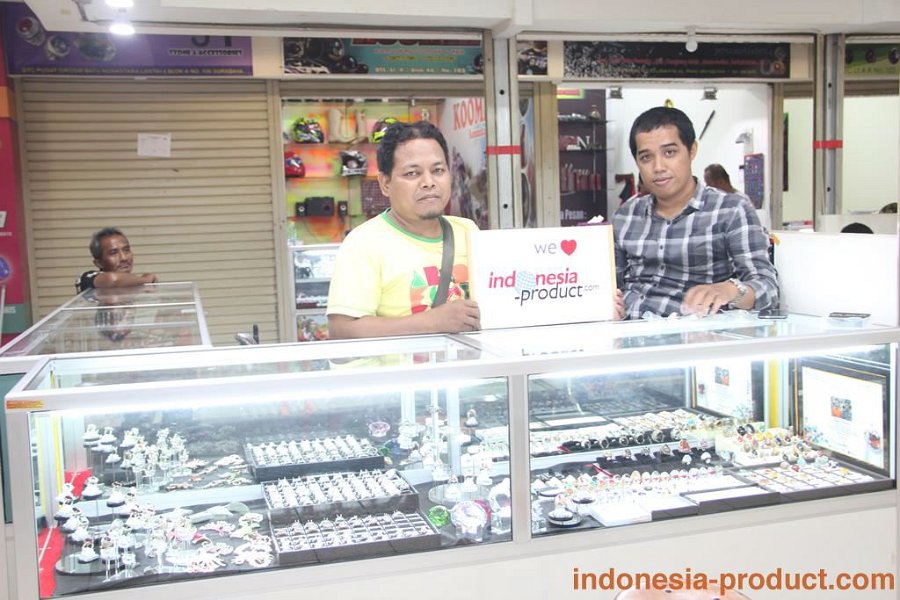 royal-jewellery-surabaya-1
