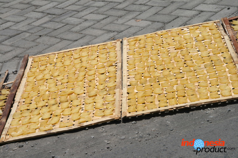 crackers-village-06.jpg