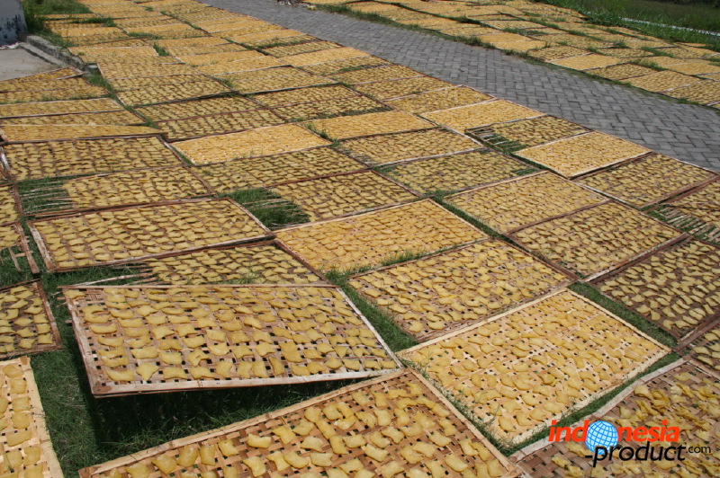 crackers-village-14.jpg