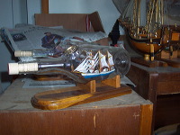 miniature-ship-hand_1f8627d