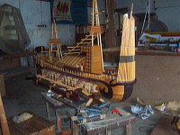 miniature-ship-hand_1f86293