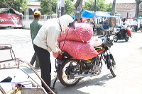 red-onion-market-06