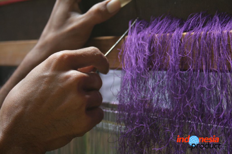 tenun-ikat-12.jpg
