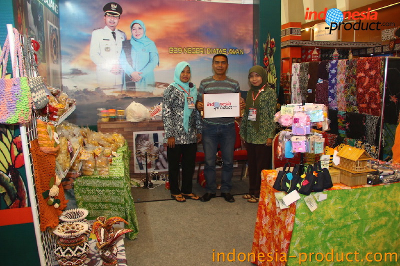makmur-ud-banana-ch_1a36e12.jpg